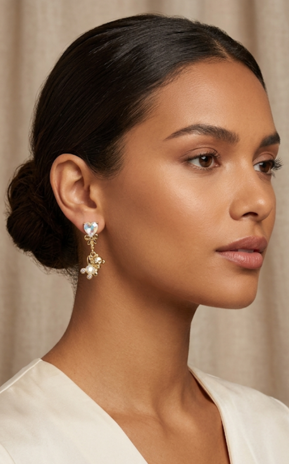 Aretes "Osito Corazón" Iridescente - Oro Laminado 18k
